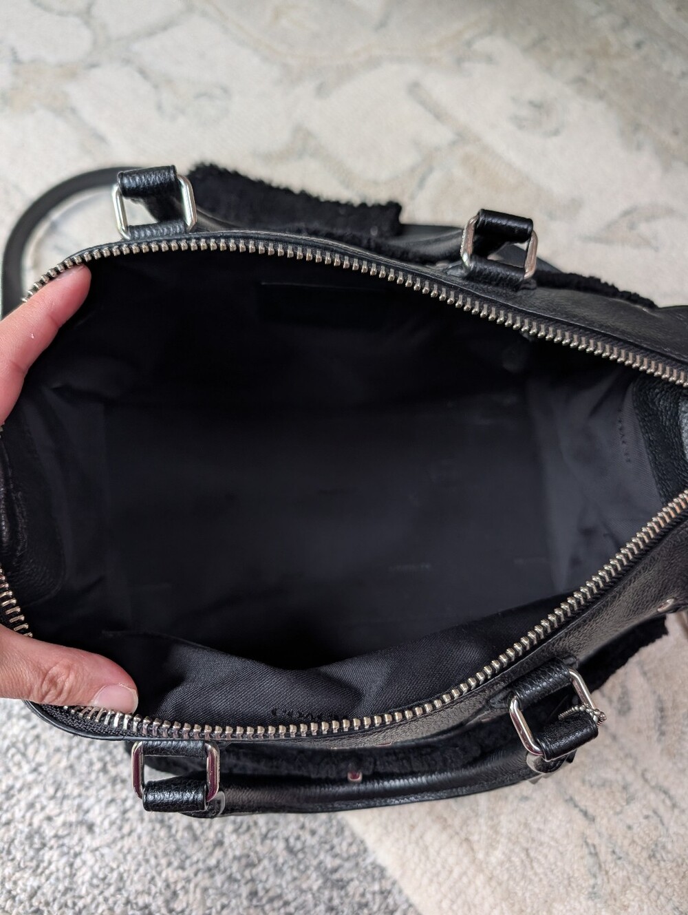 Coach Rhyder 30 Black Leather & Shearling Duffel Satchel - Picture 12 of 14